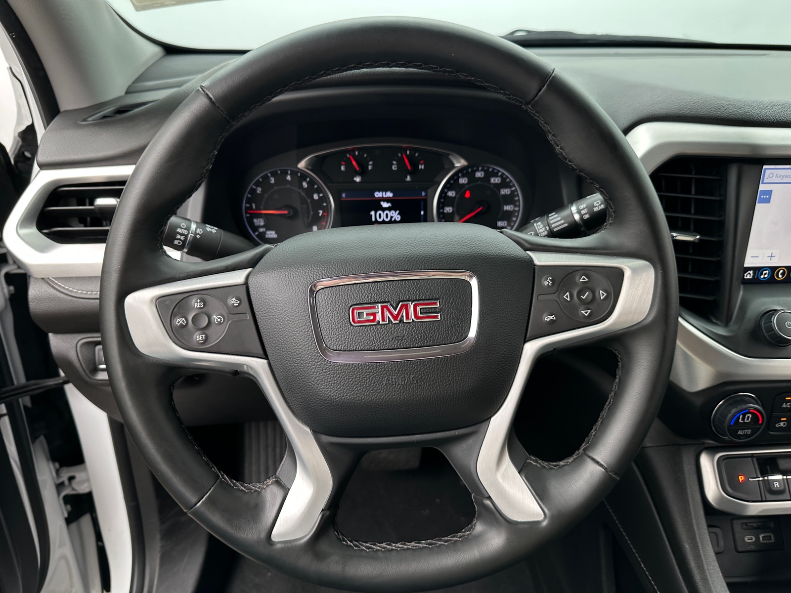 Thumbnail: 2023 GMC Acadia - 4