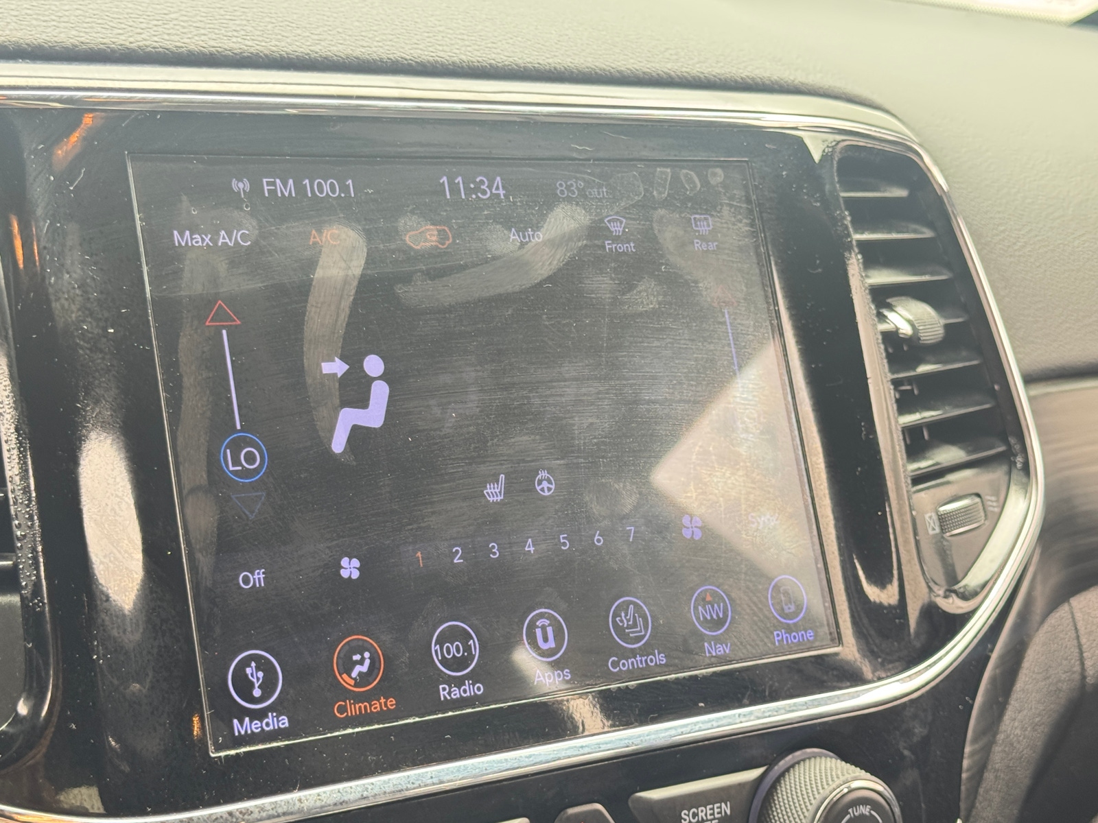 Thumbnail: 2019 Jeep Grand Cherokee - 3