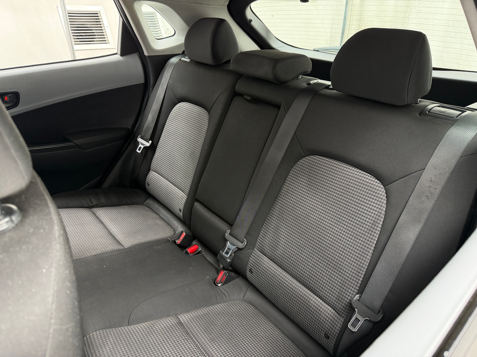 Thumbnail: 2021 Hyundai Kona - 6