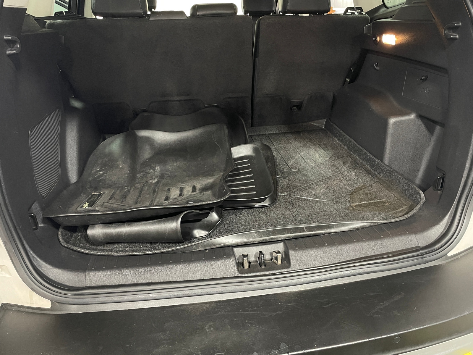 Thumbnail: 2019 Ford Escape - 6