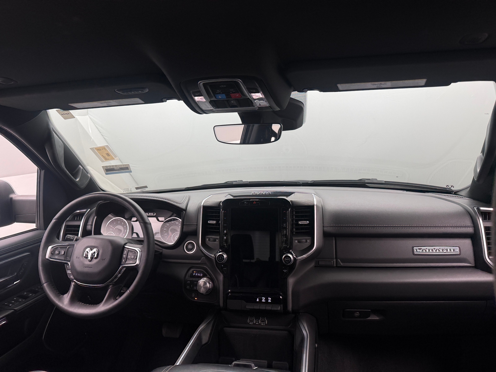 Thumbnail: 2025 RAM 1500 - 2