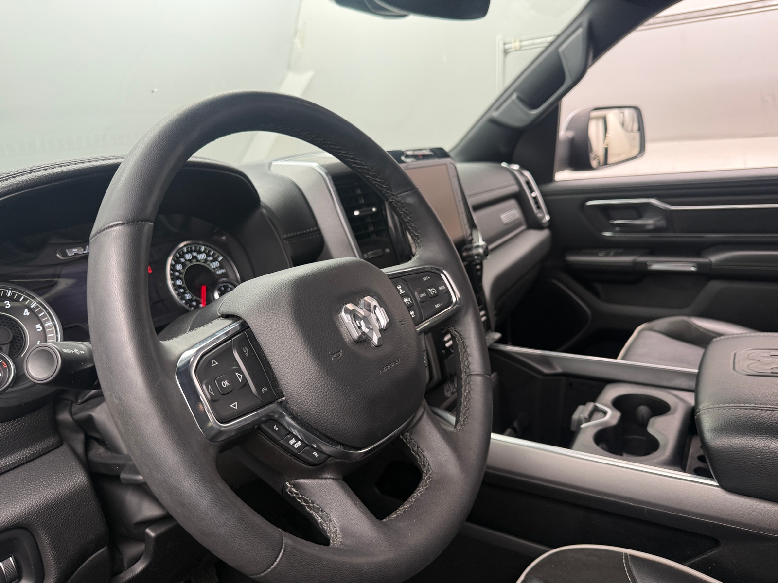 Thumbnail: 2025 RAM 1500 - 4