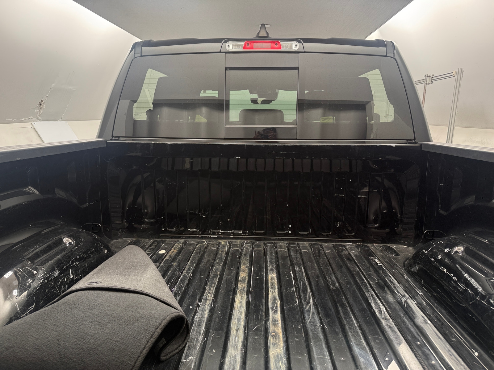Thumbnail: 2025 RAM 1500 - 6
