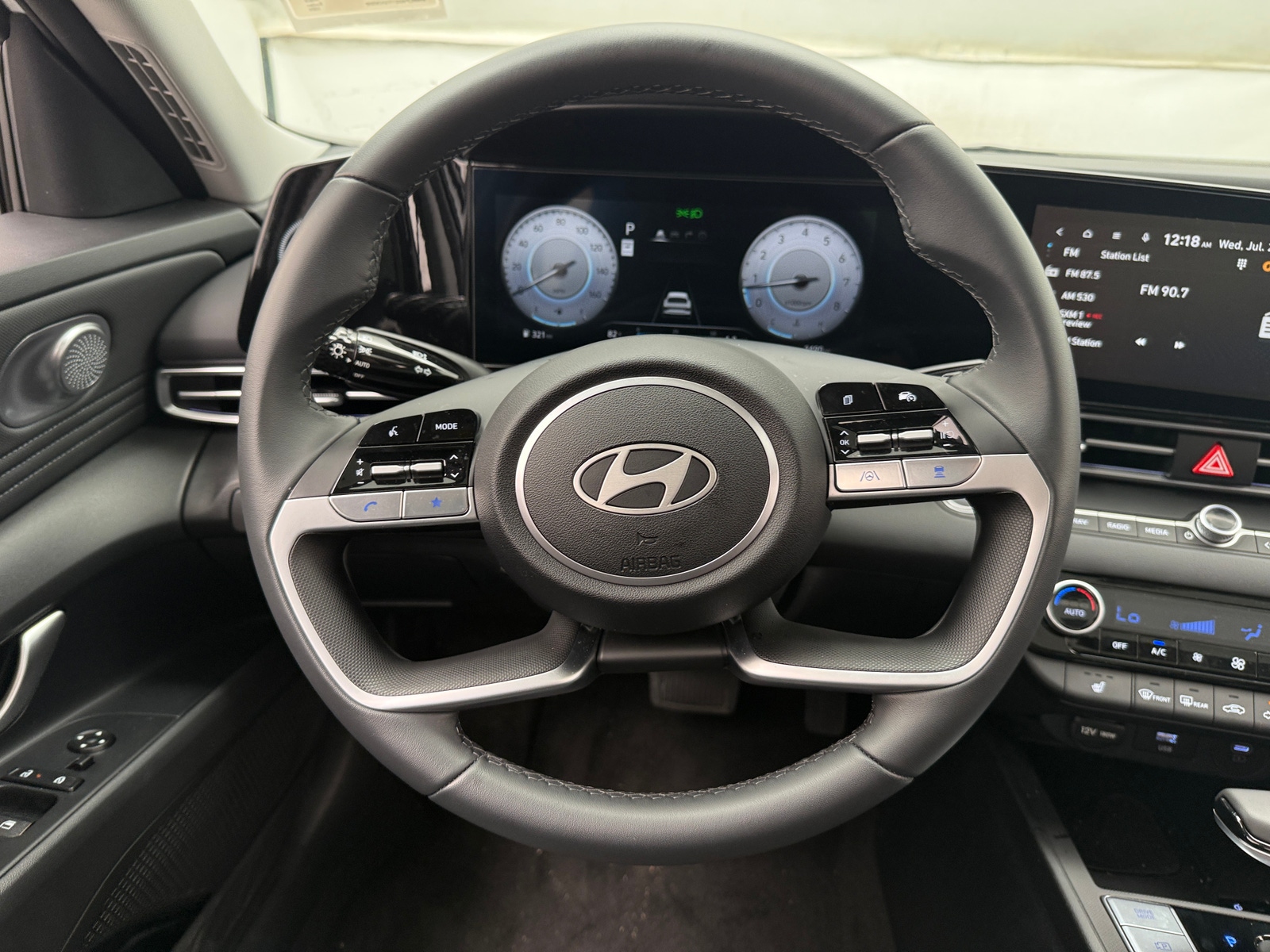 Thumbnail: 2026 Hyundai Elantra - 4