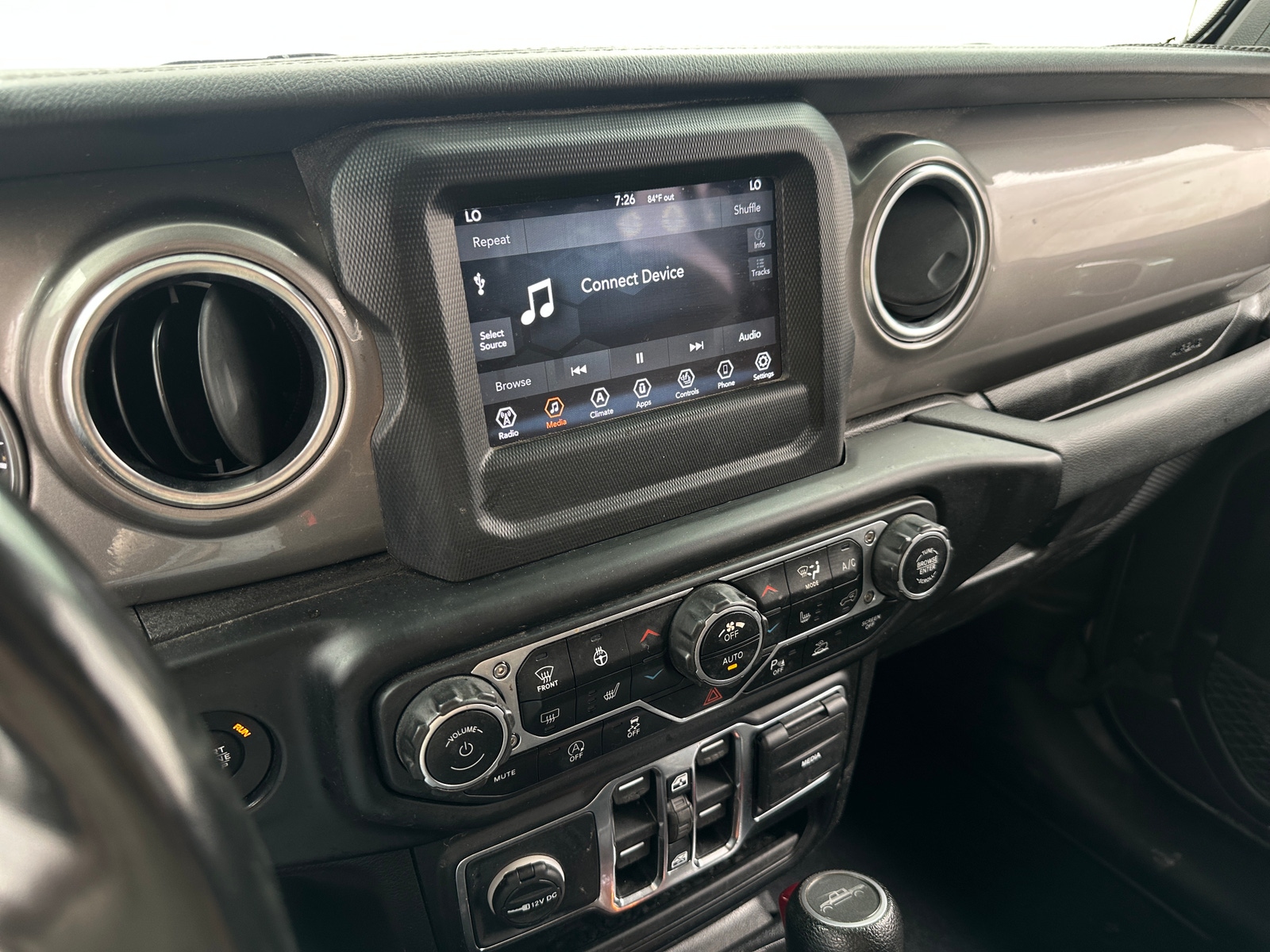 Thumbnail: 2021 Jeep Gladiator - 4