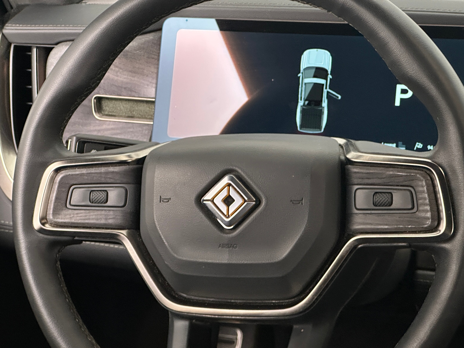 Thumbnail: 2022 Rivian R1T - 4