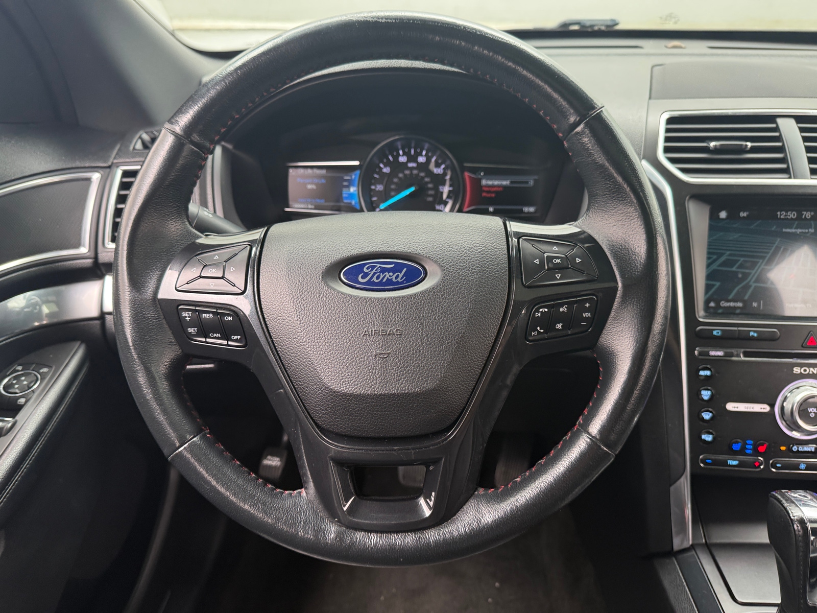 Thumbnail: 2017 Ford Explorer - 4