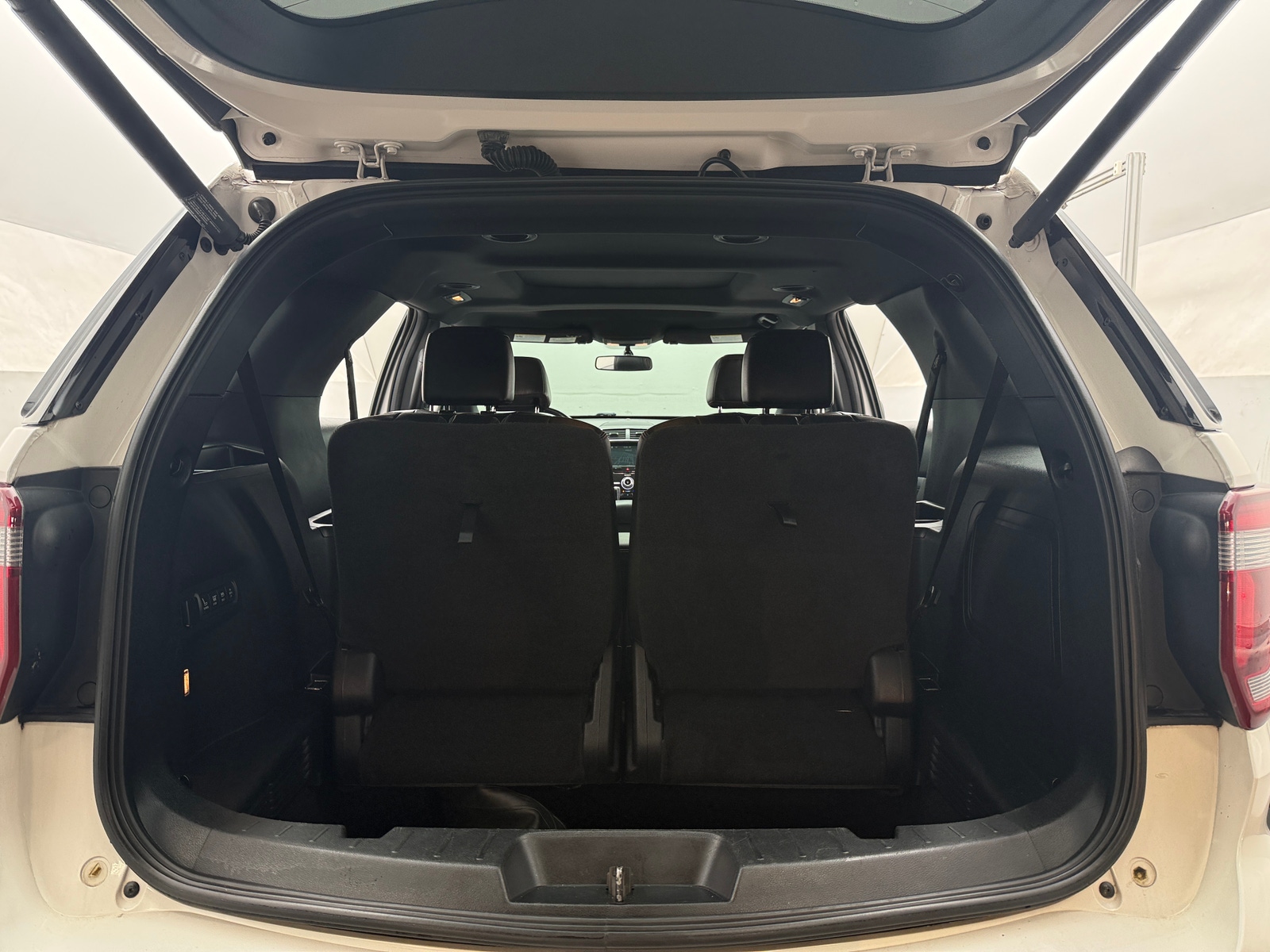 Thumbnail: 2017 Ford Explorer - 6
