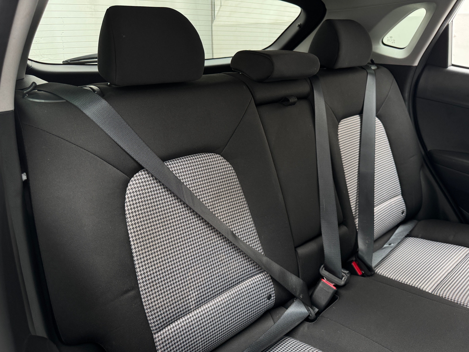 Thumbnail: 2021 Hyundai Kona - 6