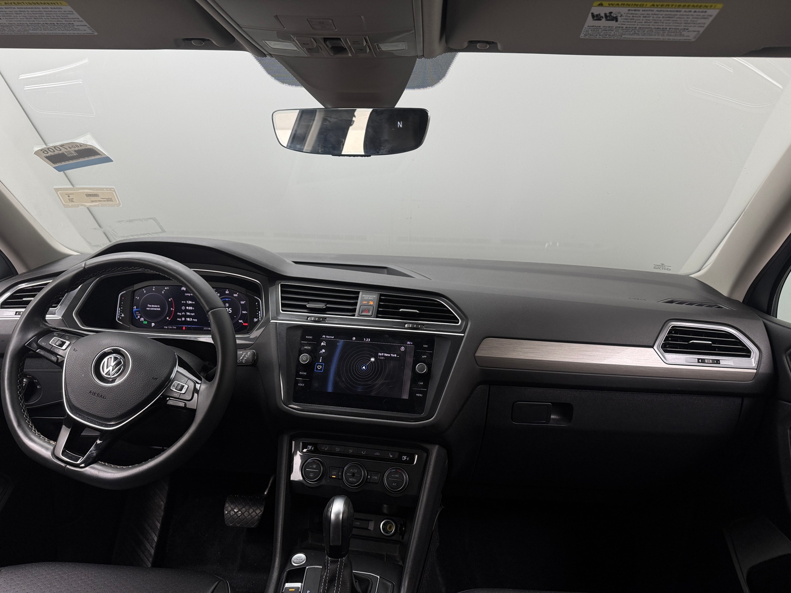 Thumbnail: 2021 Volkswagen Tiguan - 2