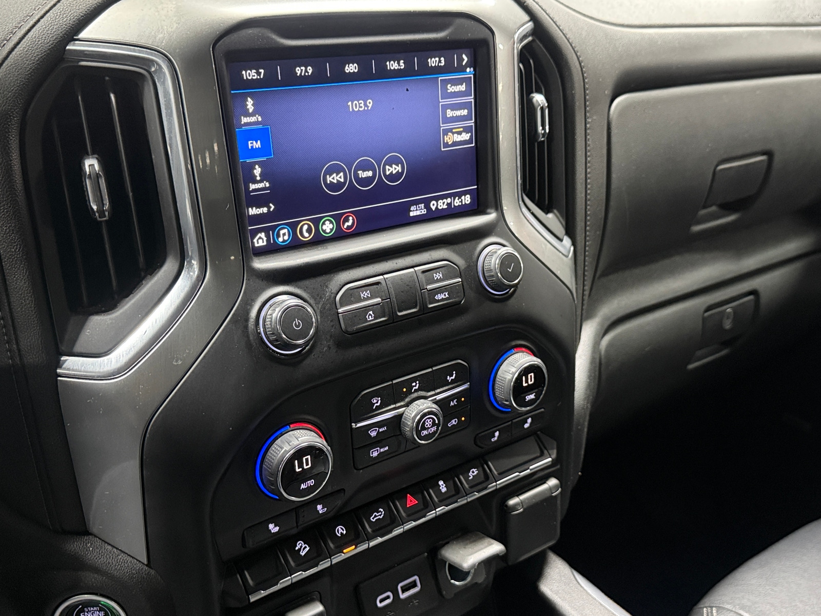 Thumbnail: 2020 Chevrolet Silverado 1500 - 4