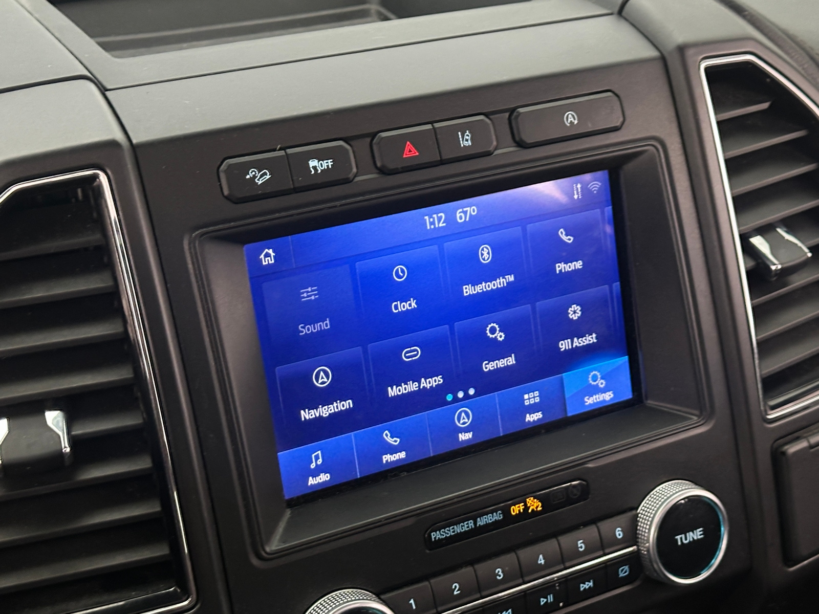 Thumbnail: 2021 Ford Expedition - 3