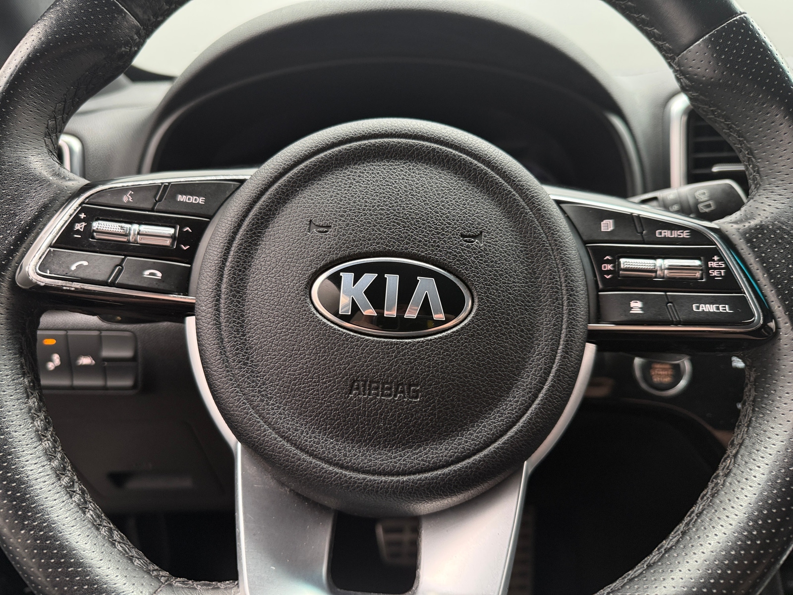 Thumbnail: 2022 Kia Sportage - 4