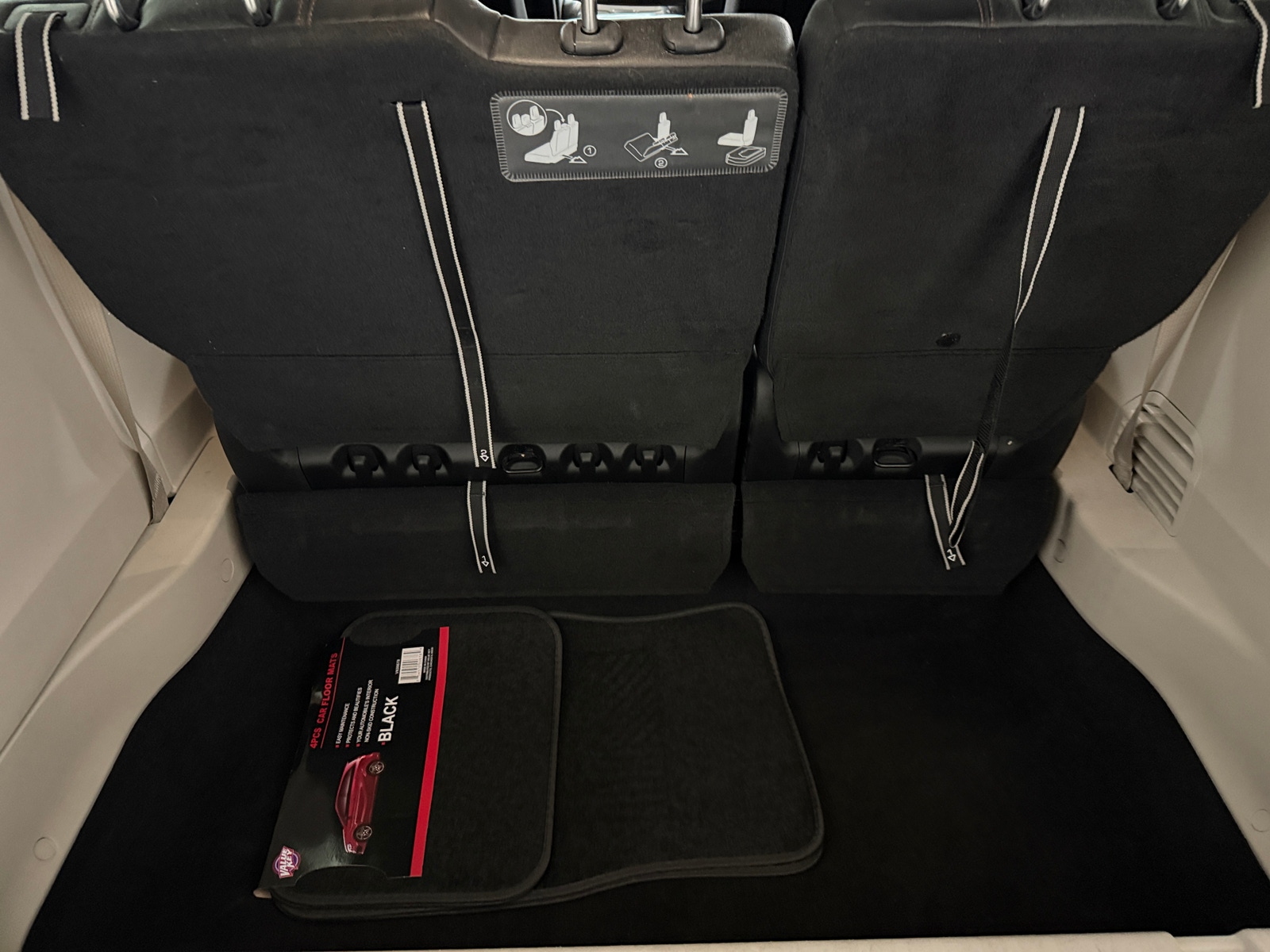Thumbnail: 2019 Chrysler Pacifica - 6