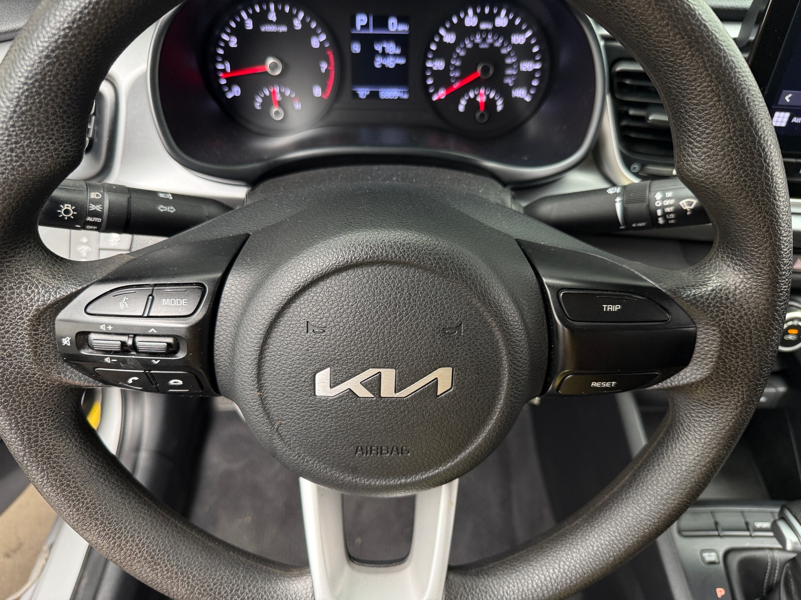 Thumbnail: 2022 Kia Rio - 5