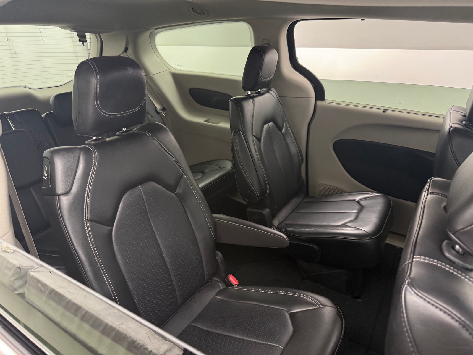 Thumbnail: 2024 Chrysler Pacifica - 5
