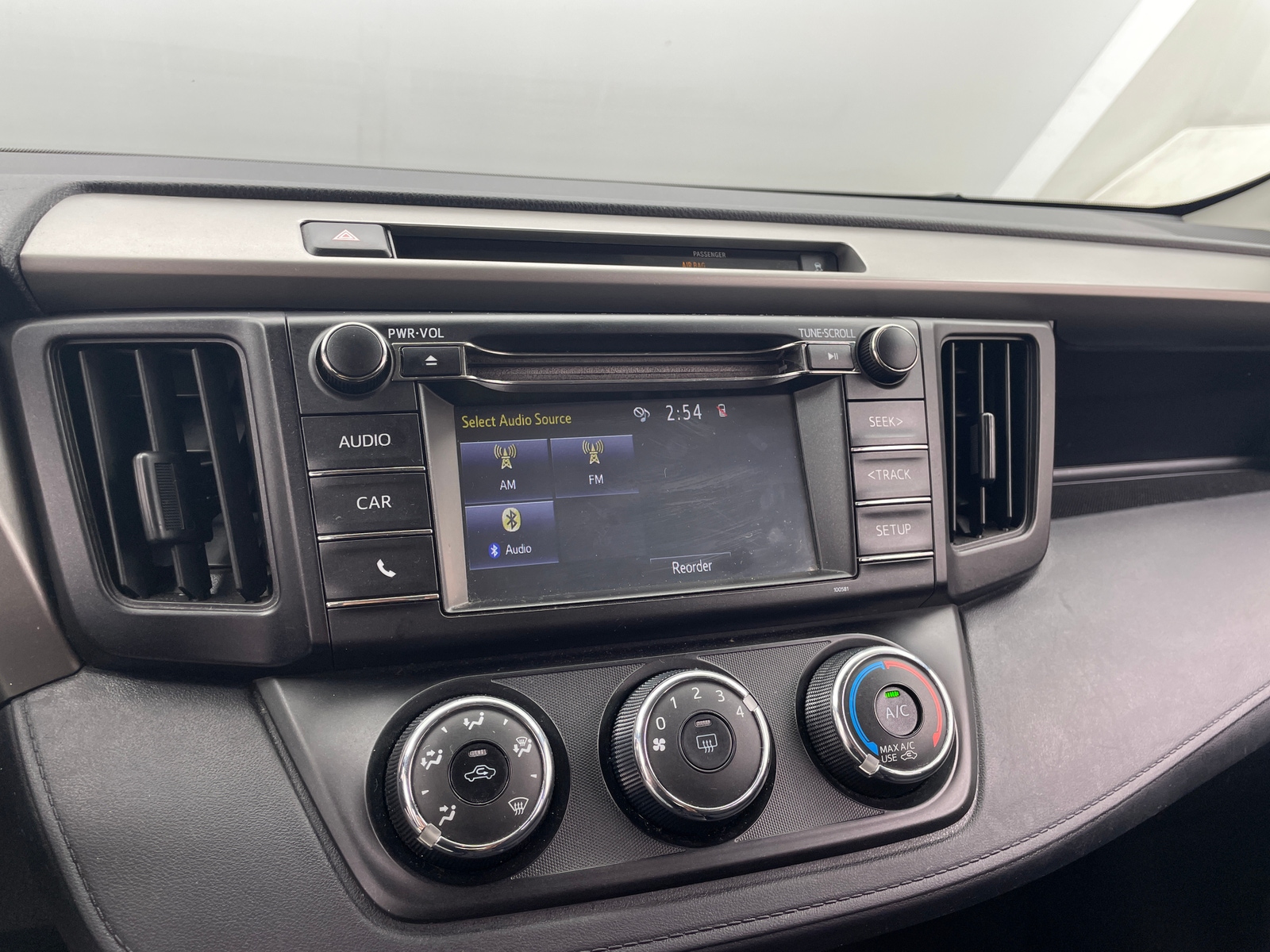 Thumbnail: 2016 Toyota RAV4 - 4