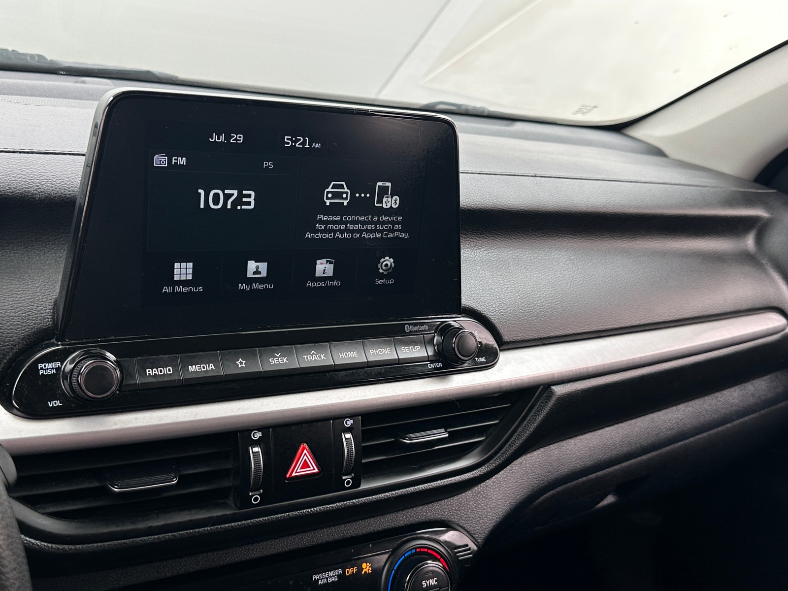 Thumbnail: 2019 Kia Forte - 4