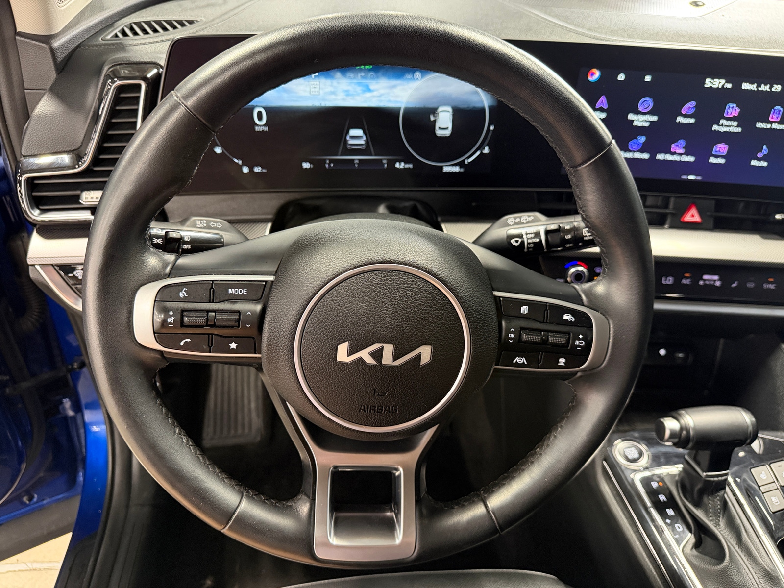 Thumbnail: 2023 Kia Sportage - 4