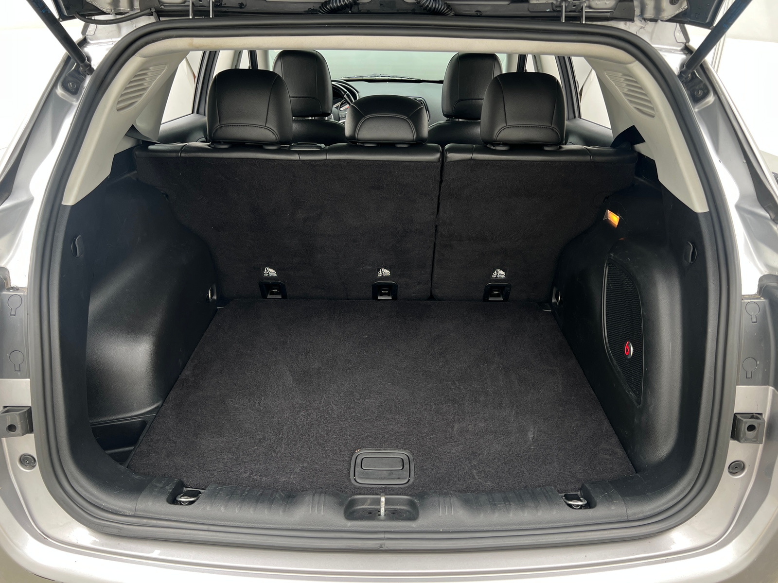 Thumbnail: 2018 Jeep Compass - 6