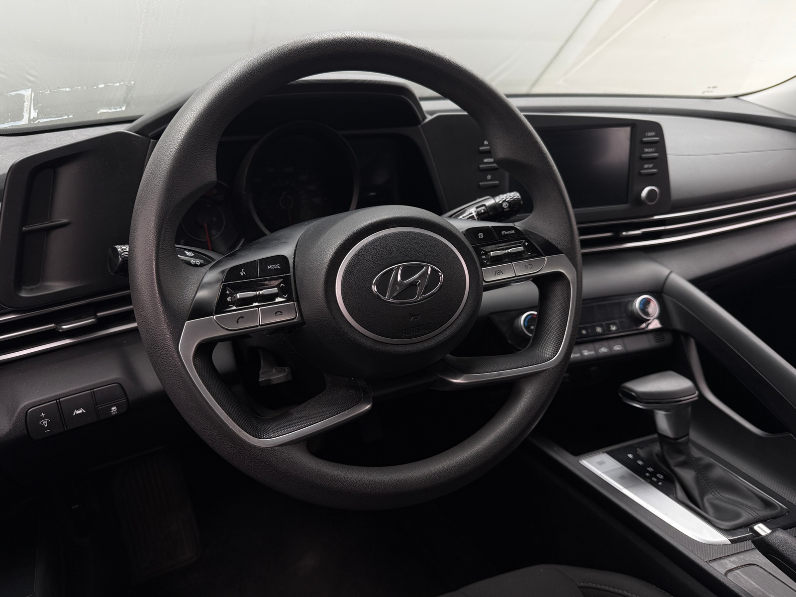 Thumbnail: 2023 Hyundai Elantra - 5