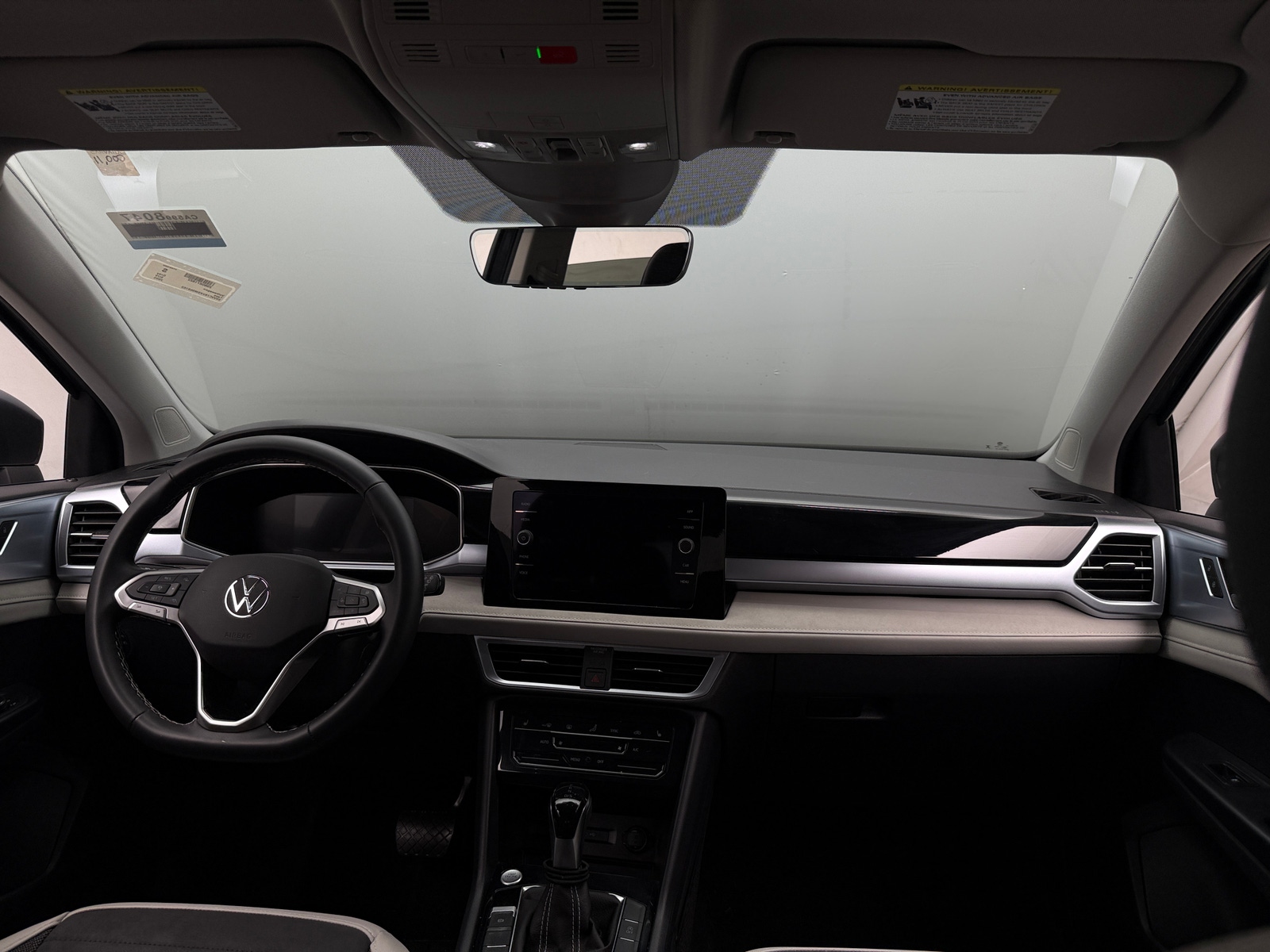 Thumbnail: 2025 Volkswagen Taos - 2