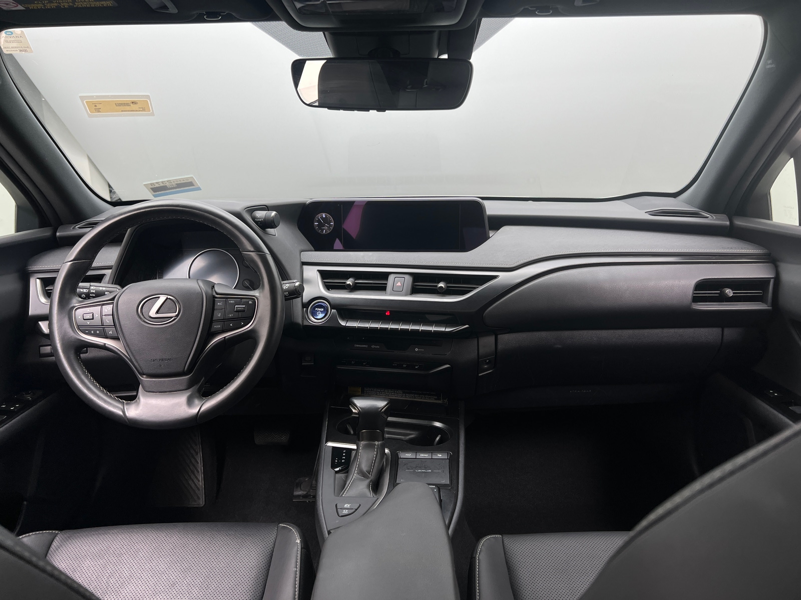 Thumbnail: 2021 Lexus UX - 2