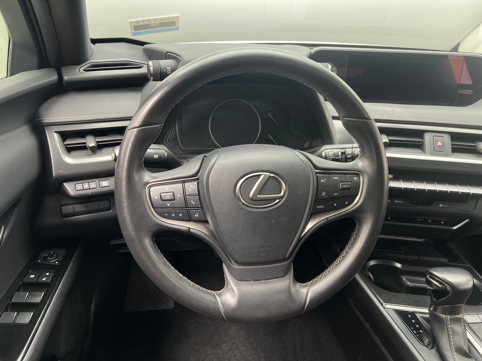 Thumbnail: 2021 Lexus UX - 4