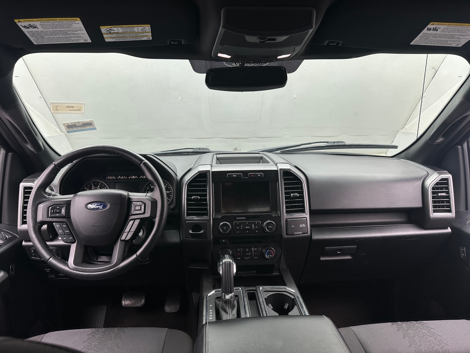 Thumbnail: 2018 Ford Econoline - 3