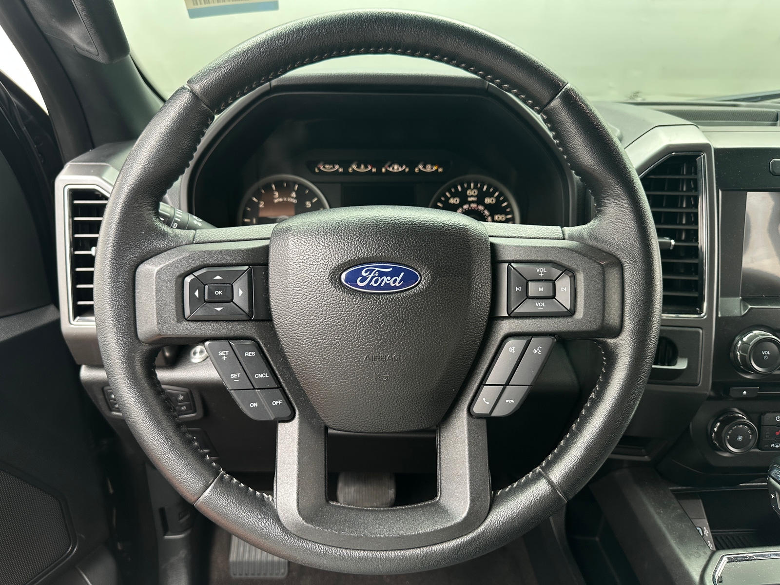 Thumbnail: 2018 Ford Econoline - 5