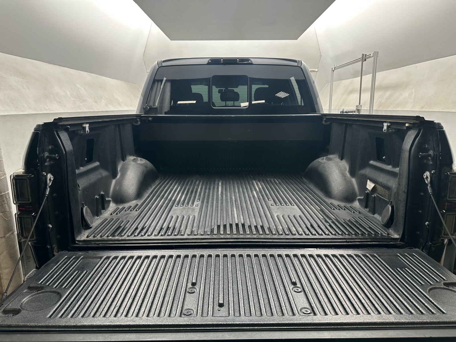 Thumbnail: 2018 Ford Econoline - 7