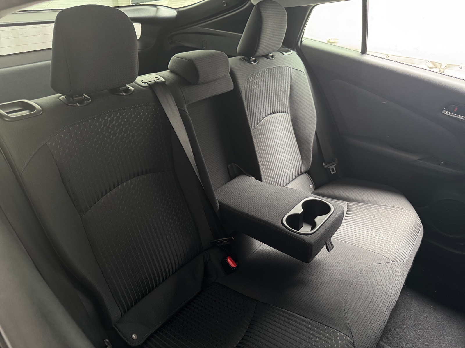 Thumbnail: 2017 Toyota Prius - 6