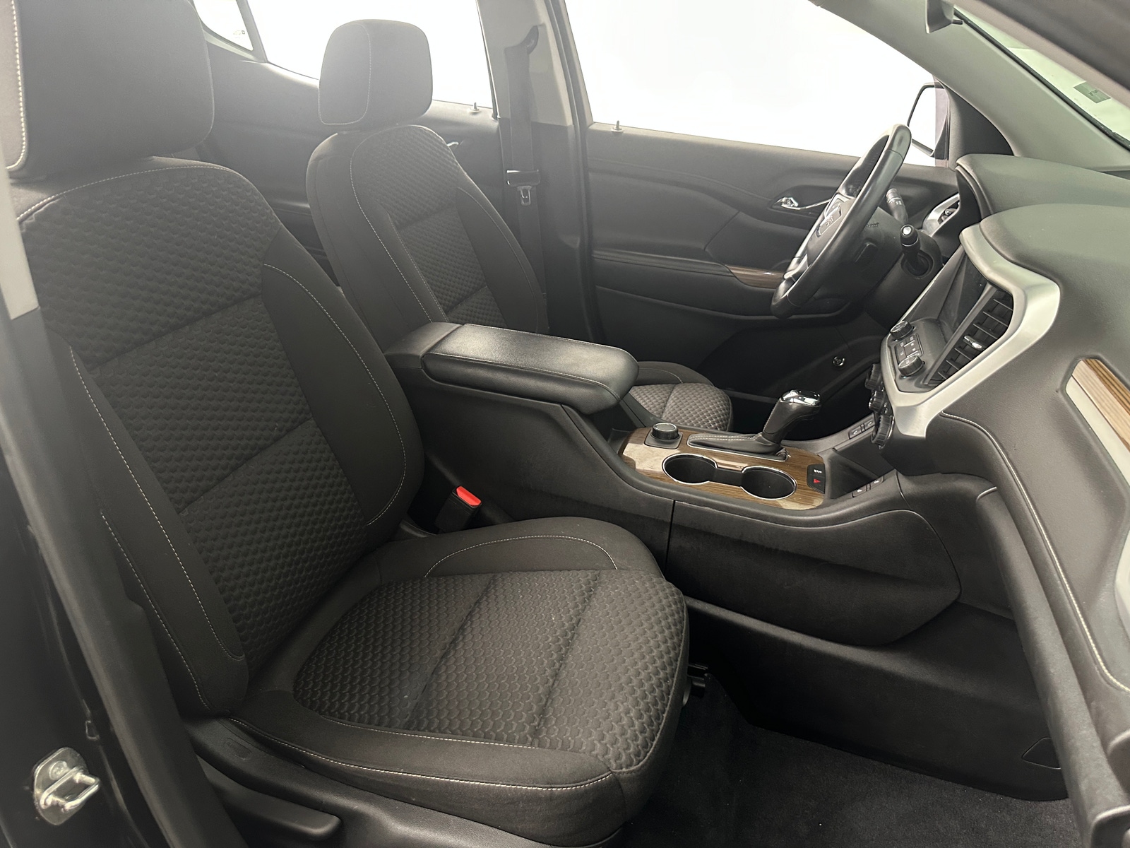 Thumbnail: 2019 GMC Acadia - 2