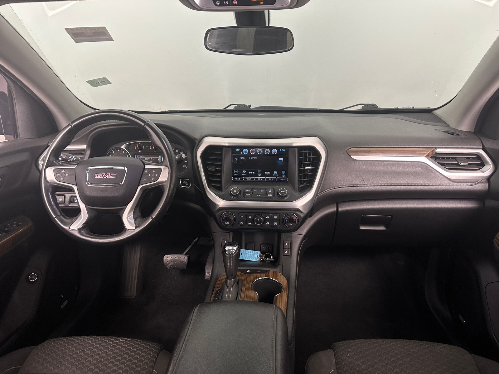 Thumbnail: 2019 GMC Acadia - 3