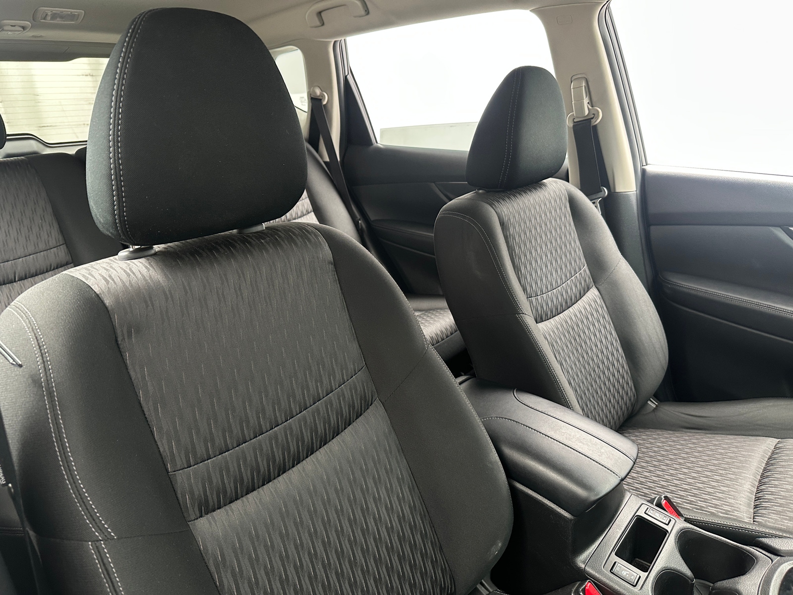 Thumbnail: 2020 Nissan Rogue - 2