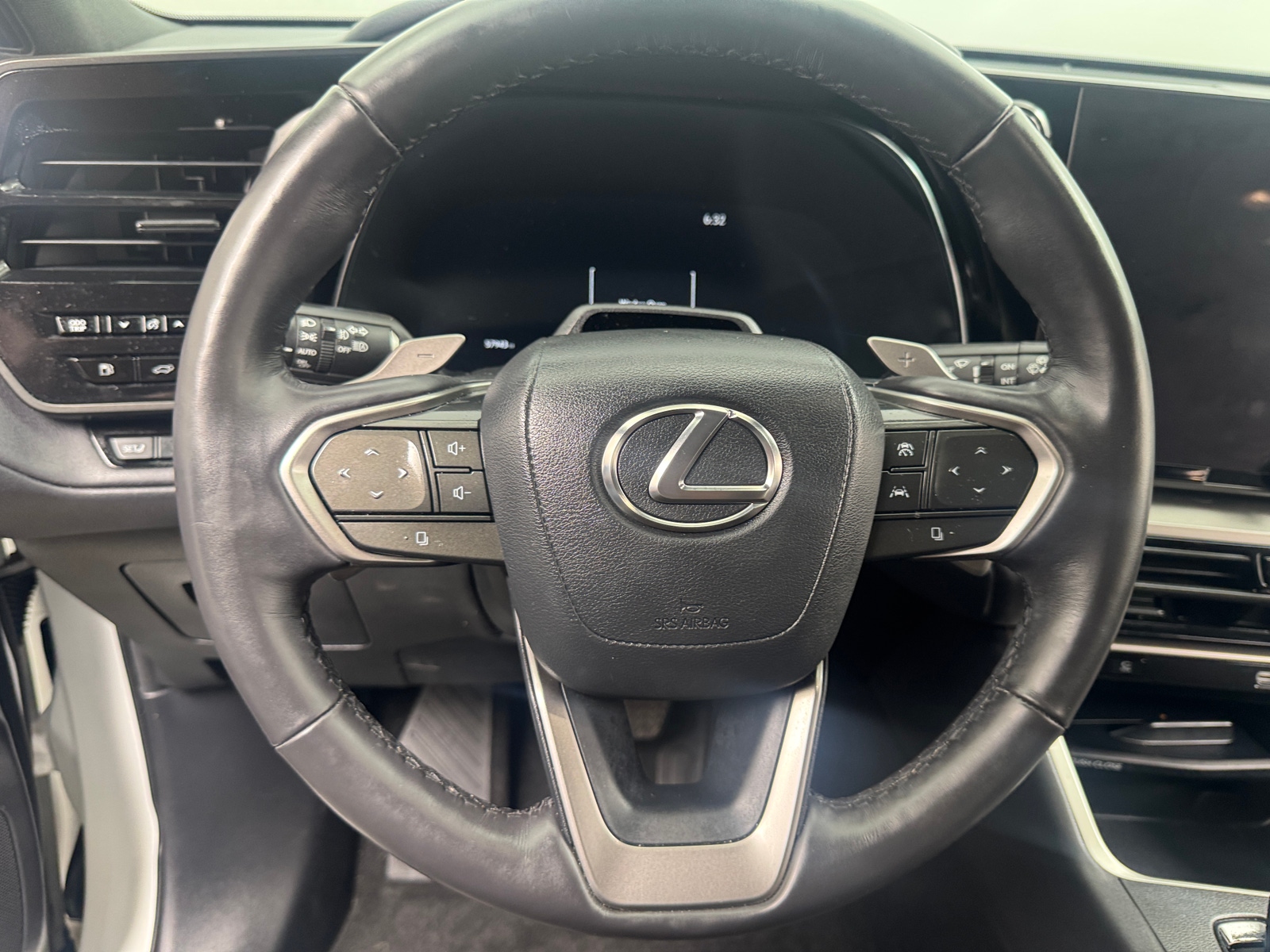 Thumbnail: 2024 Lexus TX - 4