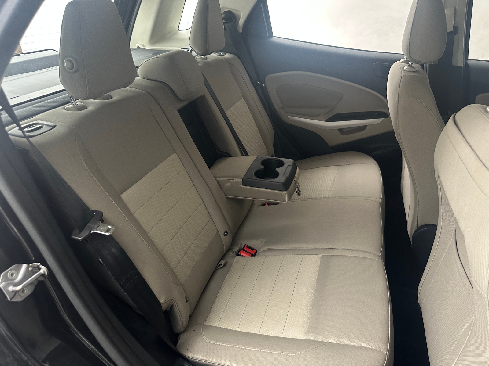 Thumbnail: 2018 Ford EcoSport - 6