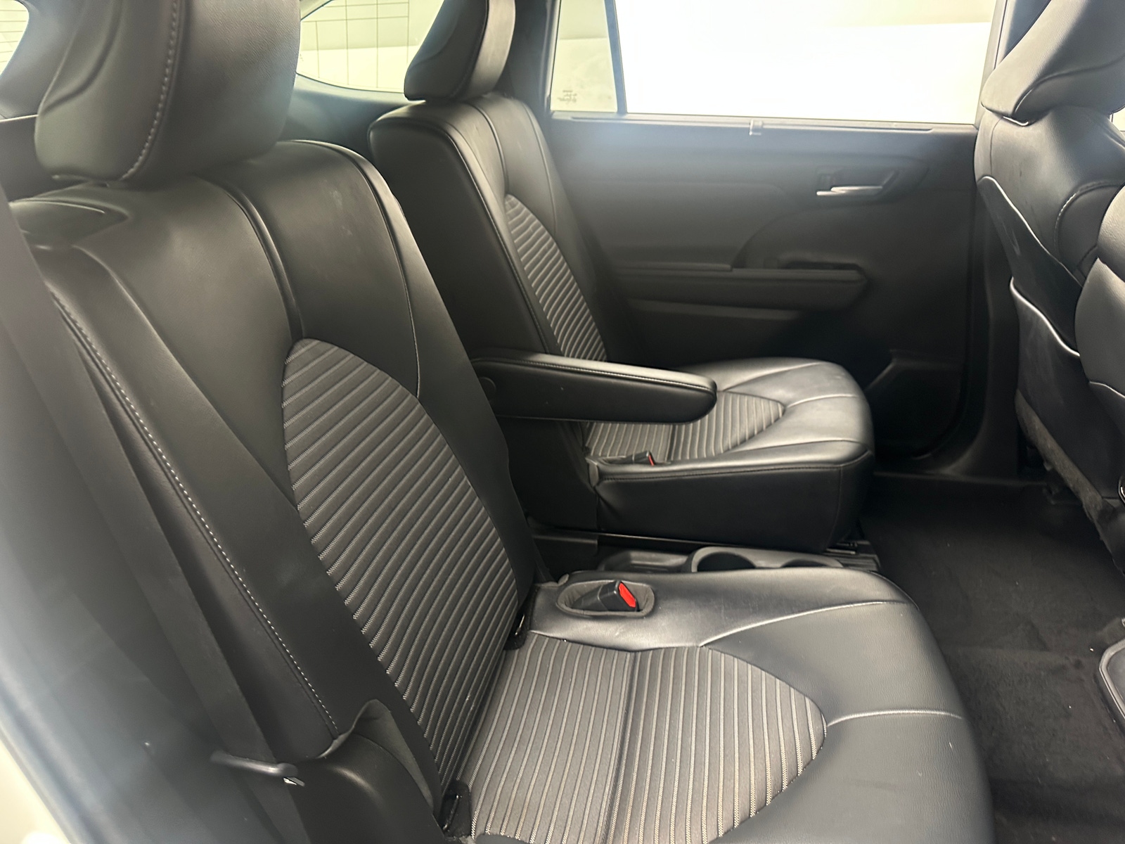 Thumbnail: 2021 Toyota Highlander - 5