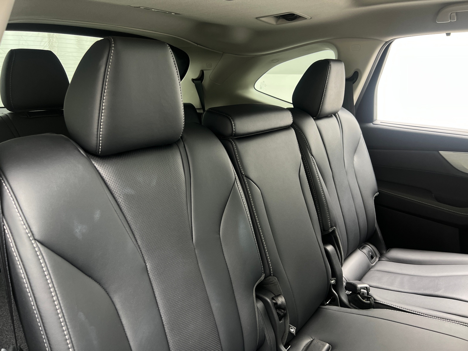 Thumbnail: 2023 Acura MDX - 5
