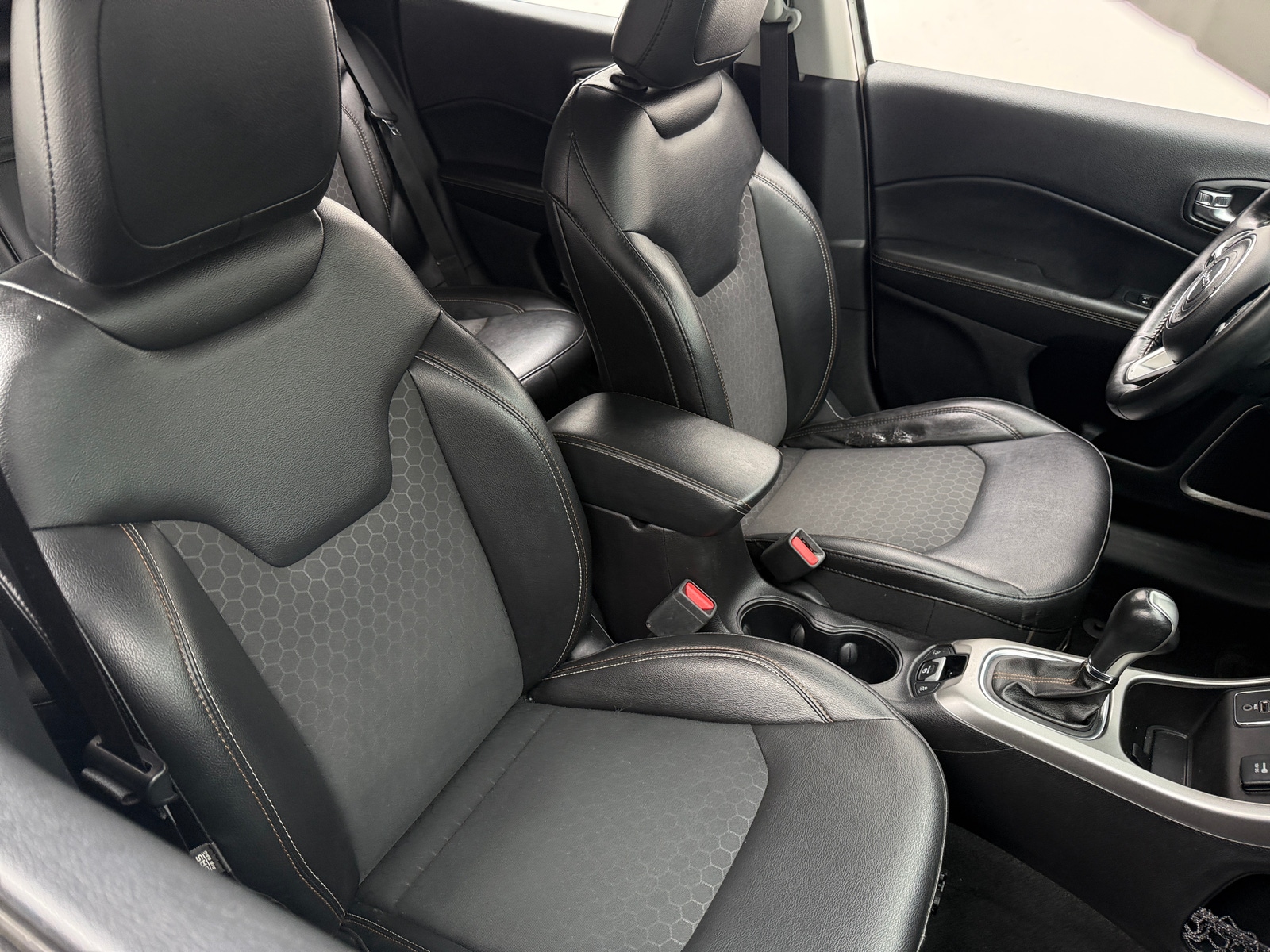 Thumbnail: 2019 Jeep Compass - 2