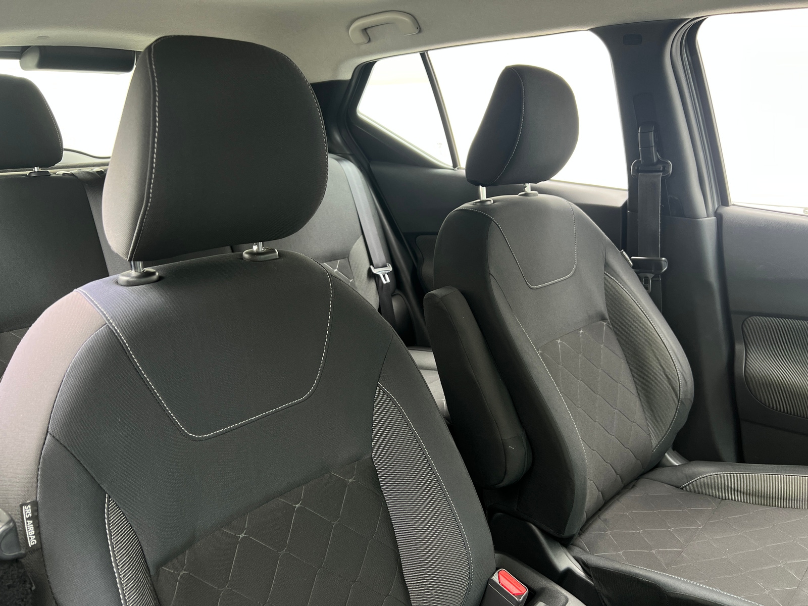 Thumbnail: 2019 Nissan Kicks - 2