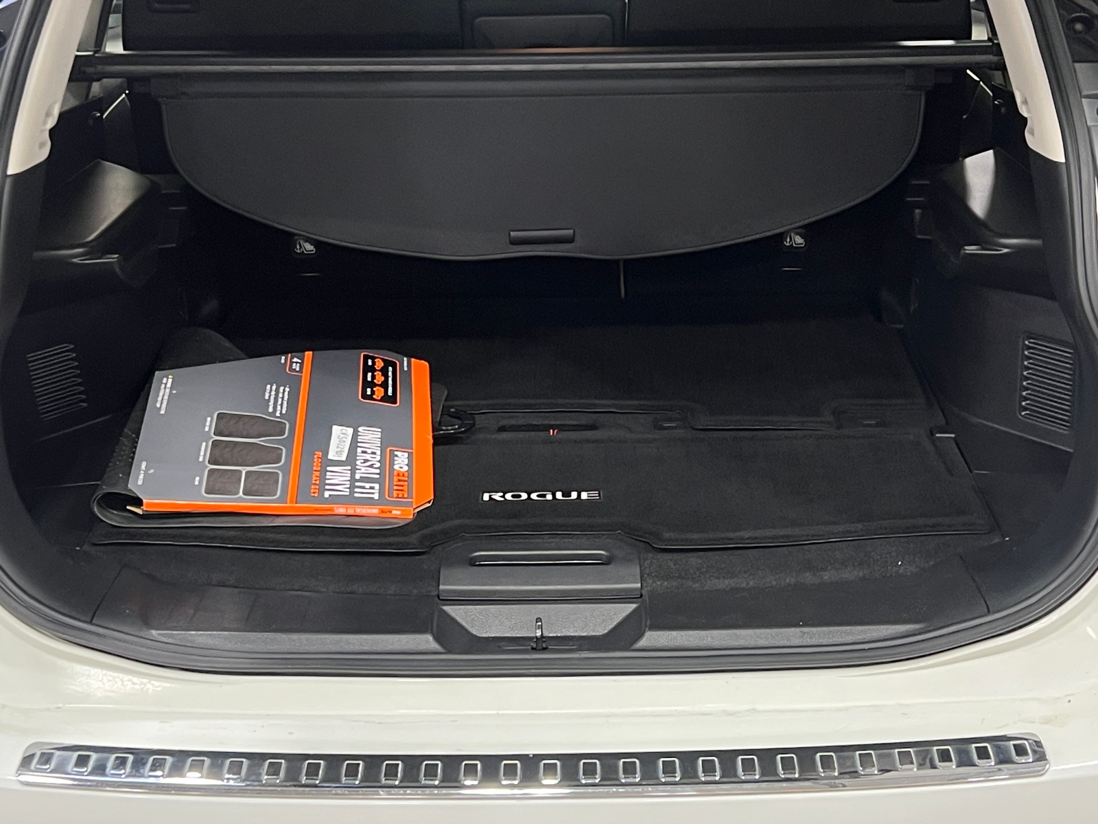 Thumbnail: 2016 Nissan Rogue - 7