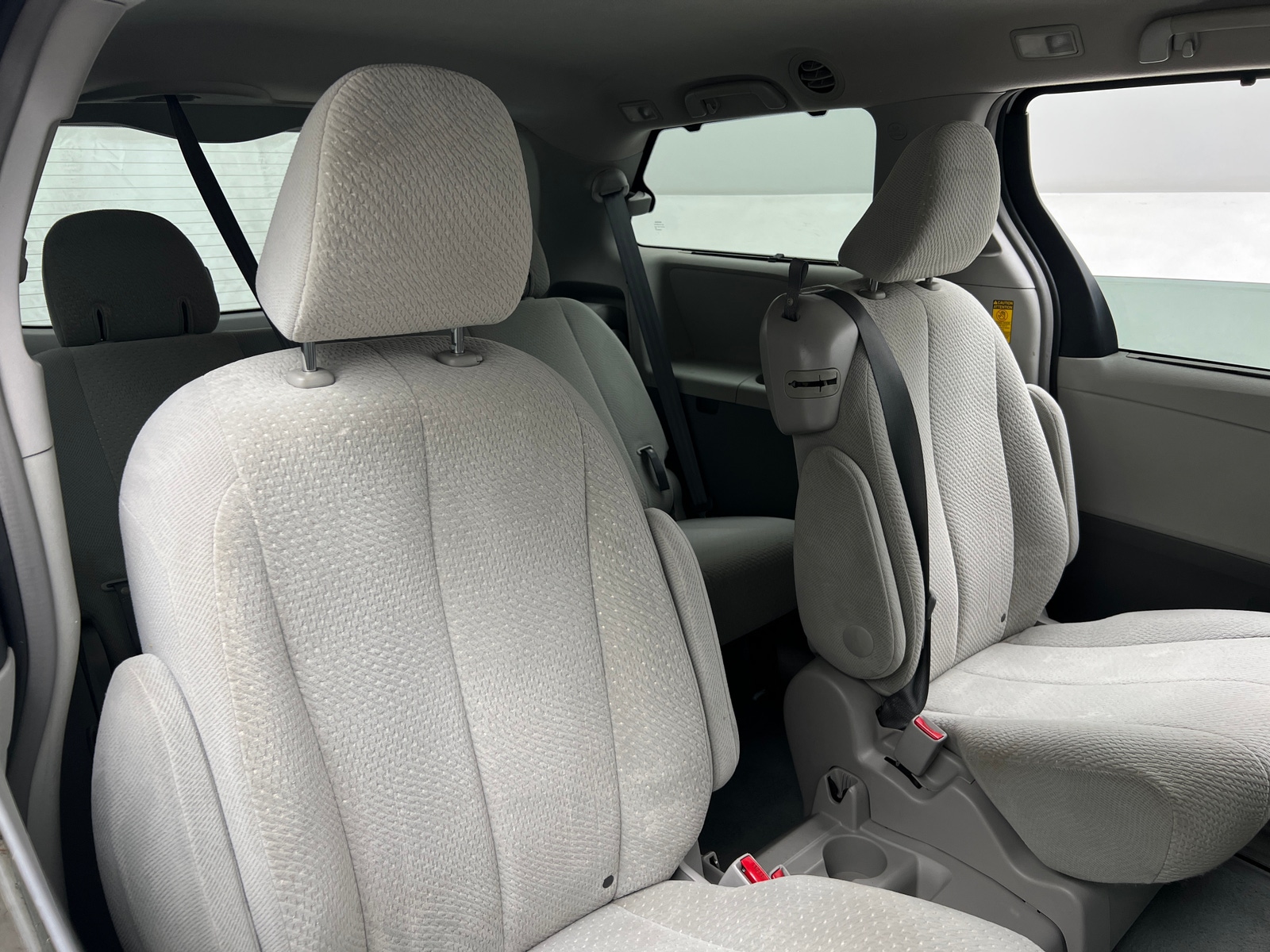 Thumbnail: 2014 Toyota Sienna - 6