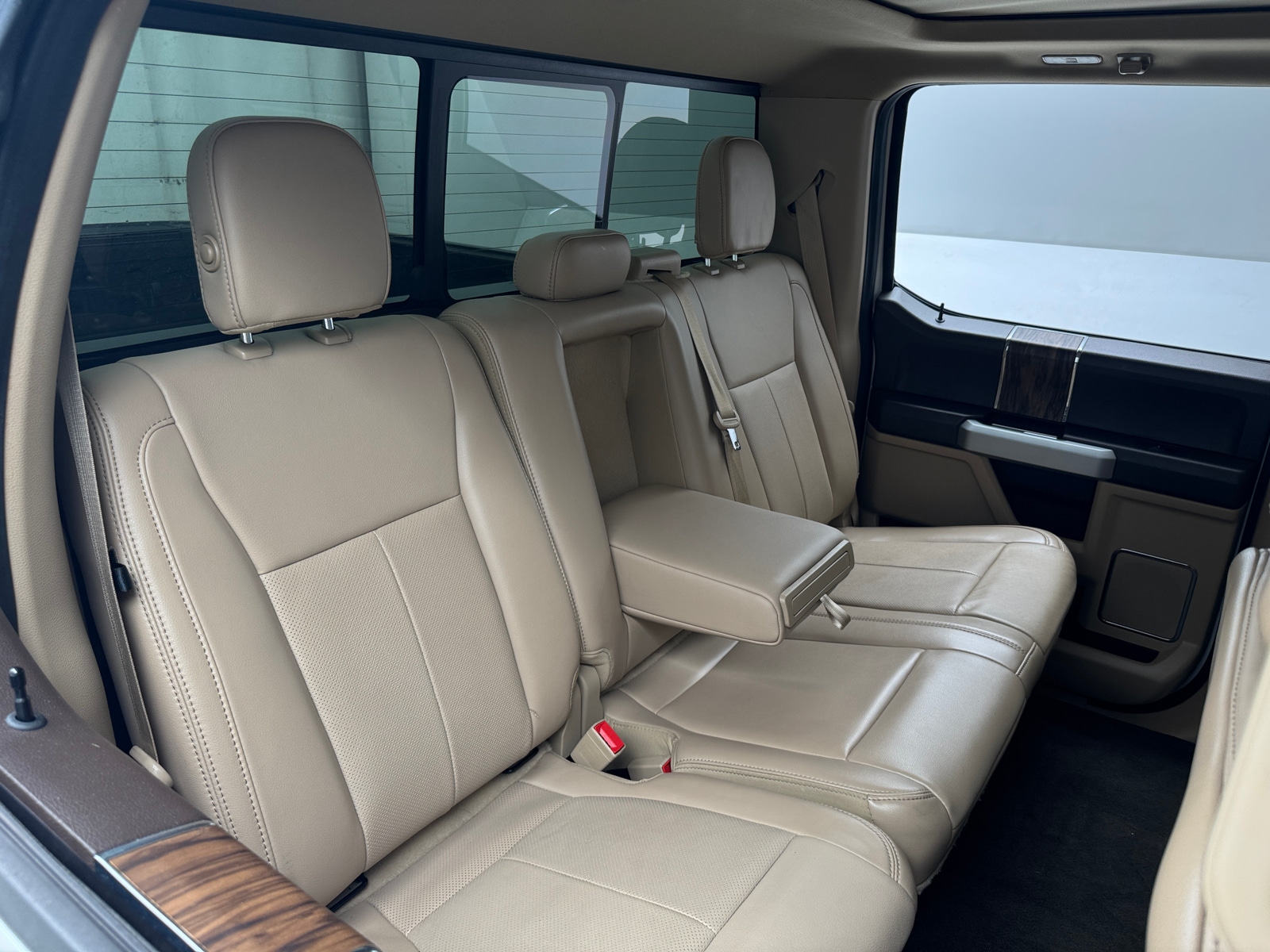 Thumbnail: 2019 Ford Econoline - 5
