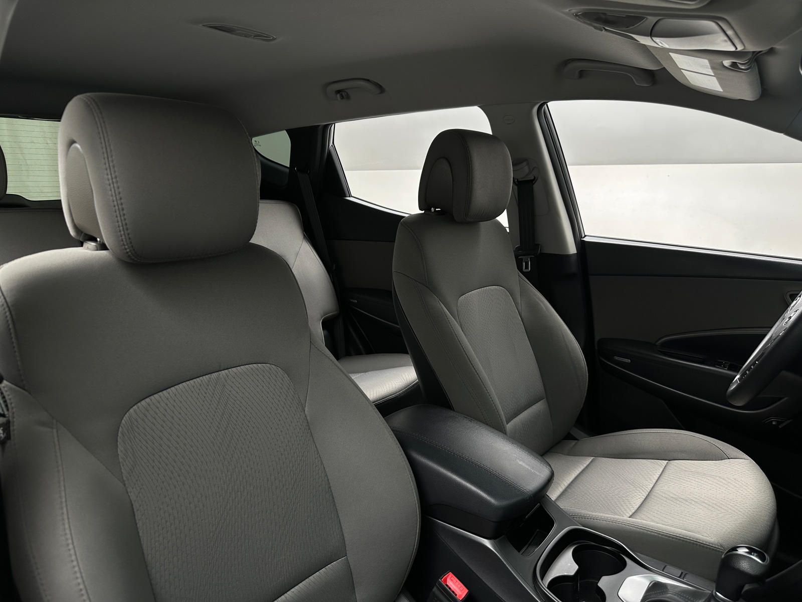 Thumbnail: 2017 Hyundai Santa Fe - 2