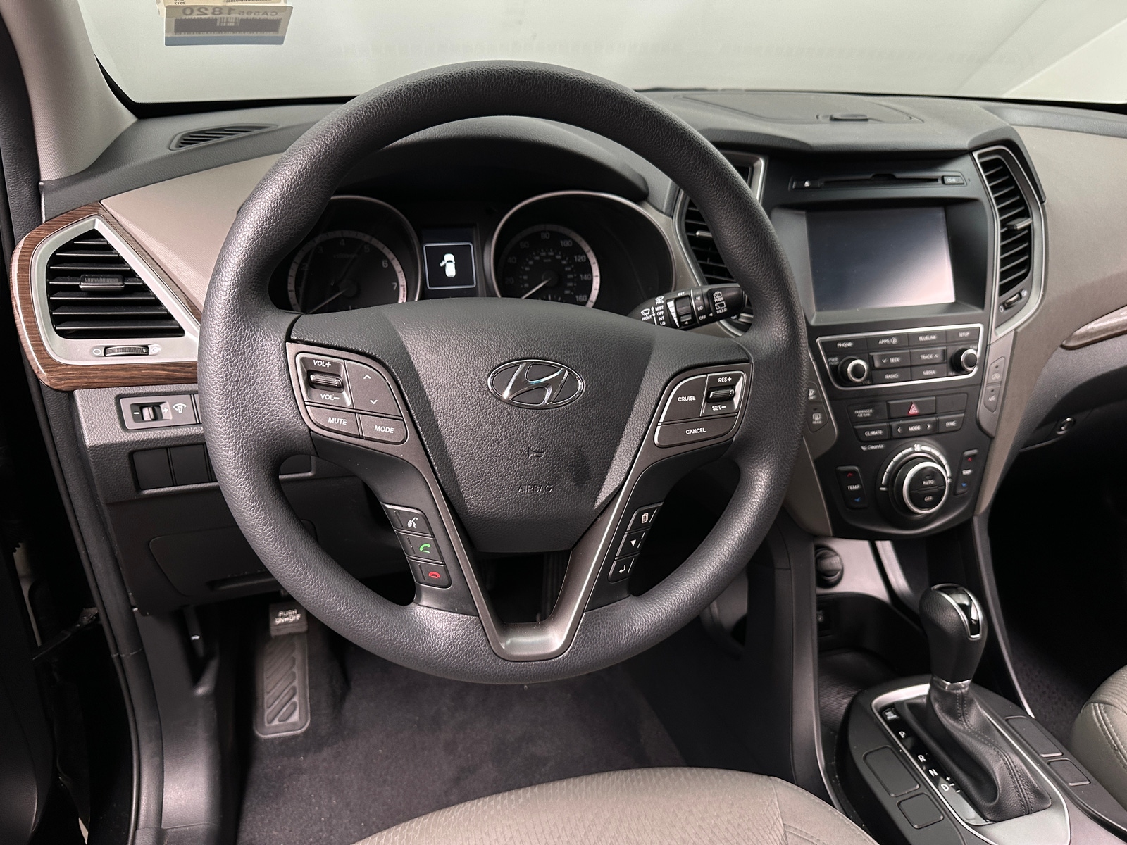 Thumbnail: 2017 Hyundai Santa Fe - 5