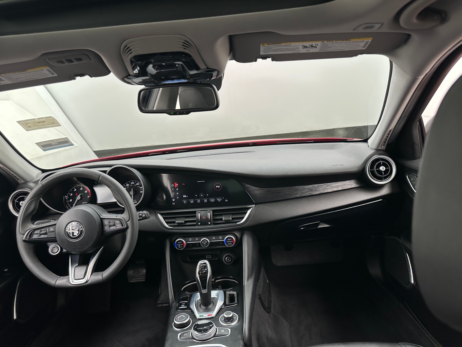 Thumbnail: 2020 Alfa Romeo Giulia - 2