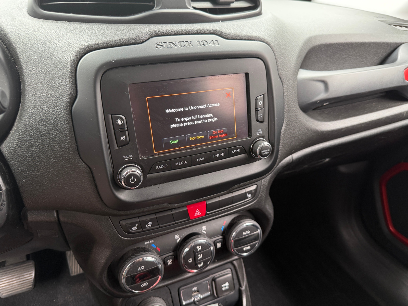 Thumbnail: 2016 Jeep Renegade - 3