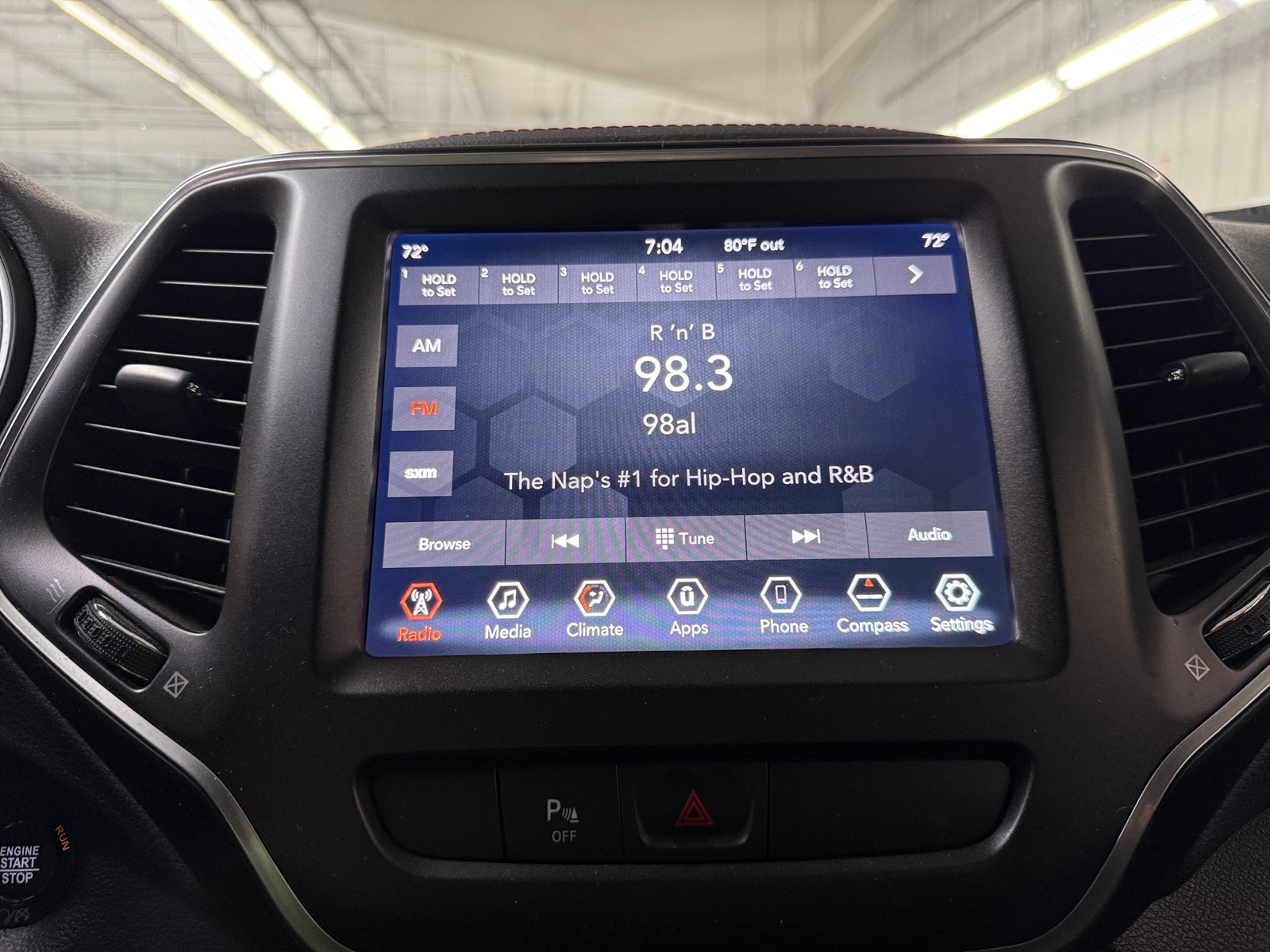 Thumbnail: 2019 Jeep Cherokee - 4