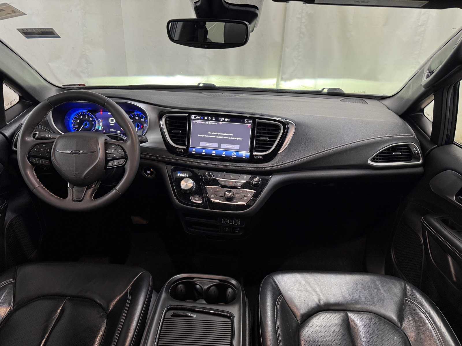 Thumbnail: 2022 Chrysler Pacifica - 2